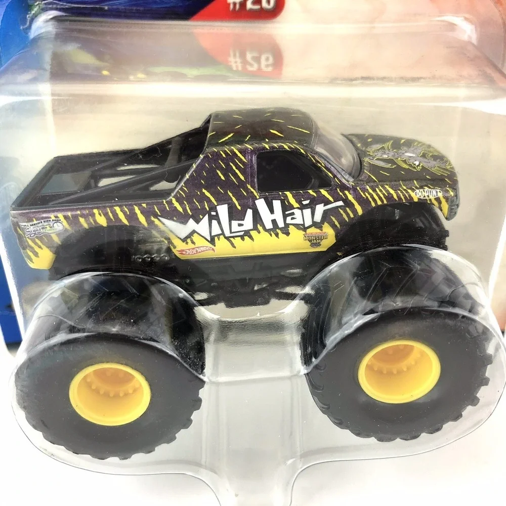 Hot Wheels Monster Jam Monster‎ Truck WILD HAIR #26 Die Cast Metal Purple 1/64
